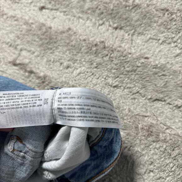 Abercrombie & Fitch Low Rise The Baggy Short - Picture 5 of 5